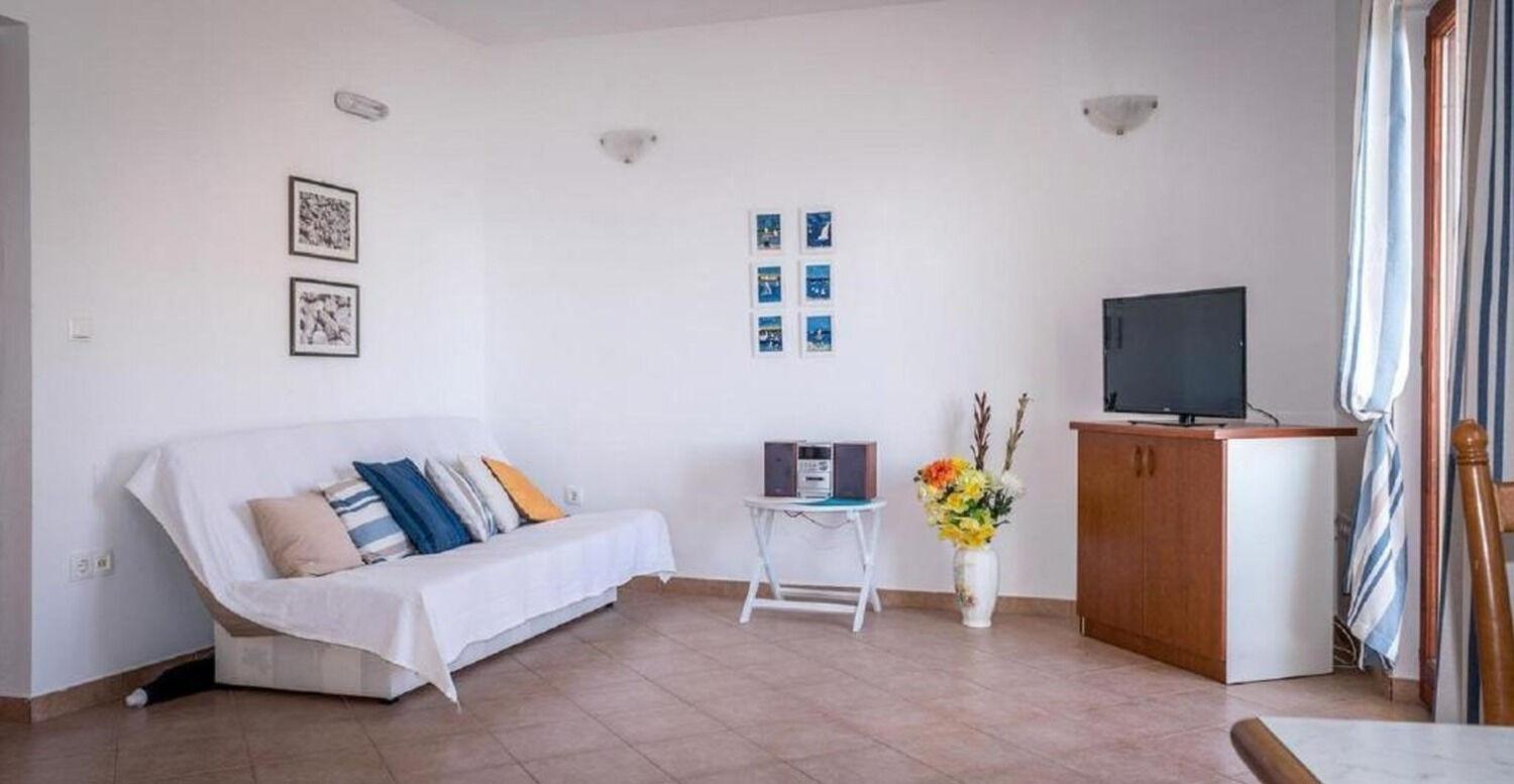 Apartments Brane - 100M From The Beach Трогір Екстер'єр фото