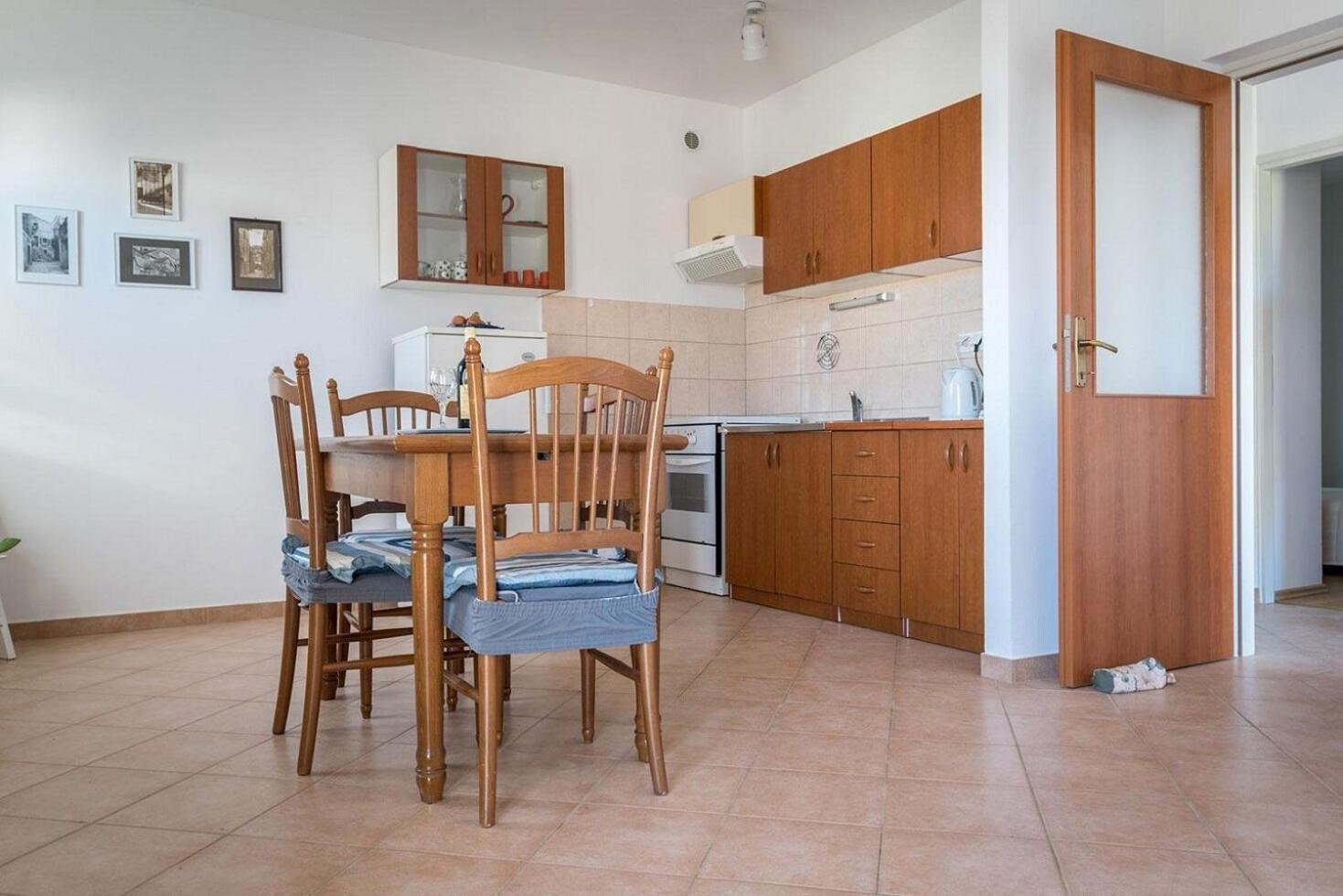 Apartments Brane - 100M From The Beach Трогір Екстер'єр фото